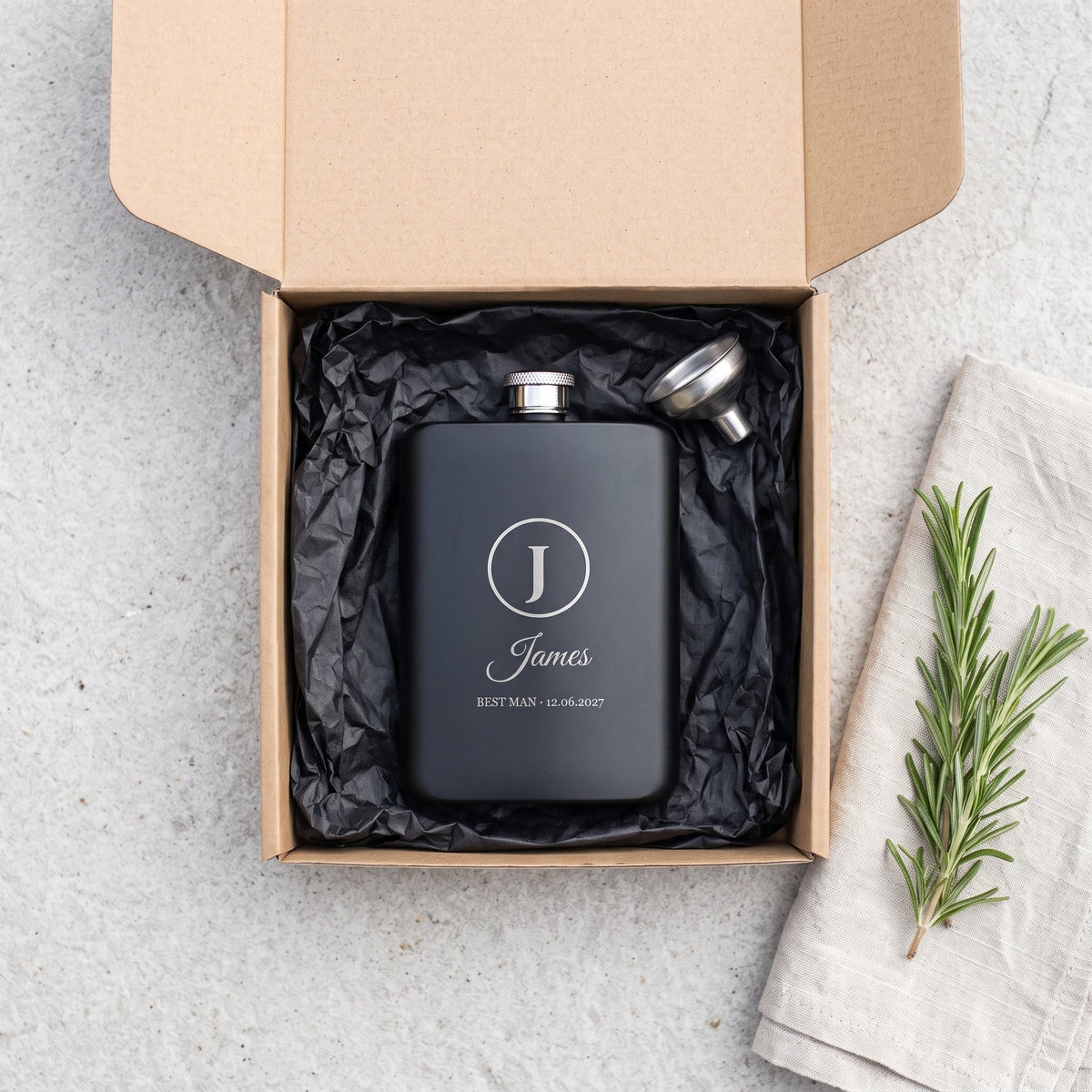 Personalised engraved black hip flask 2